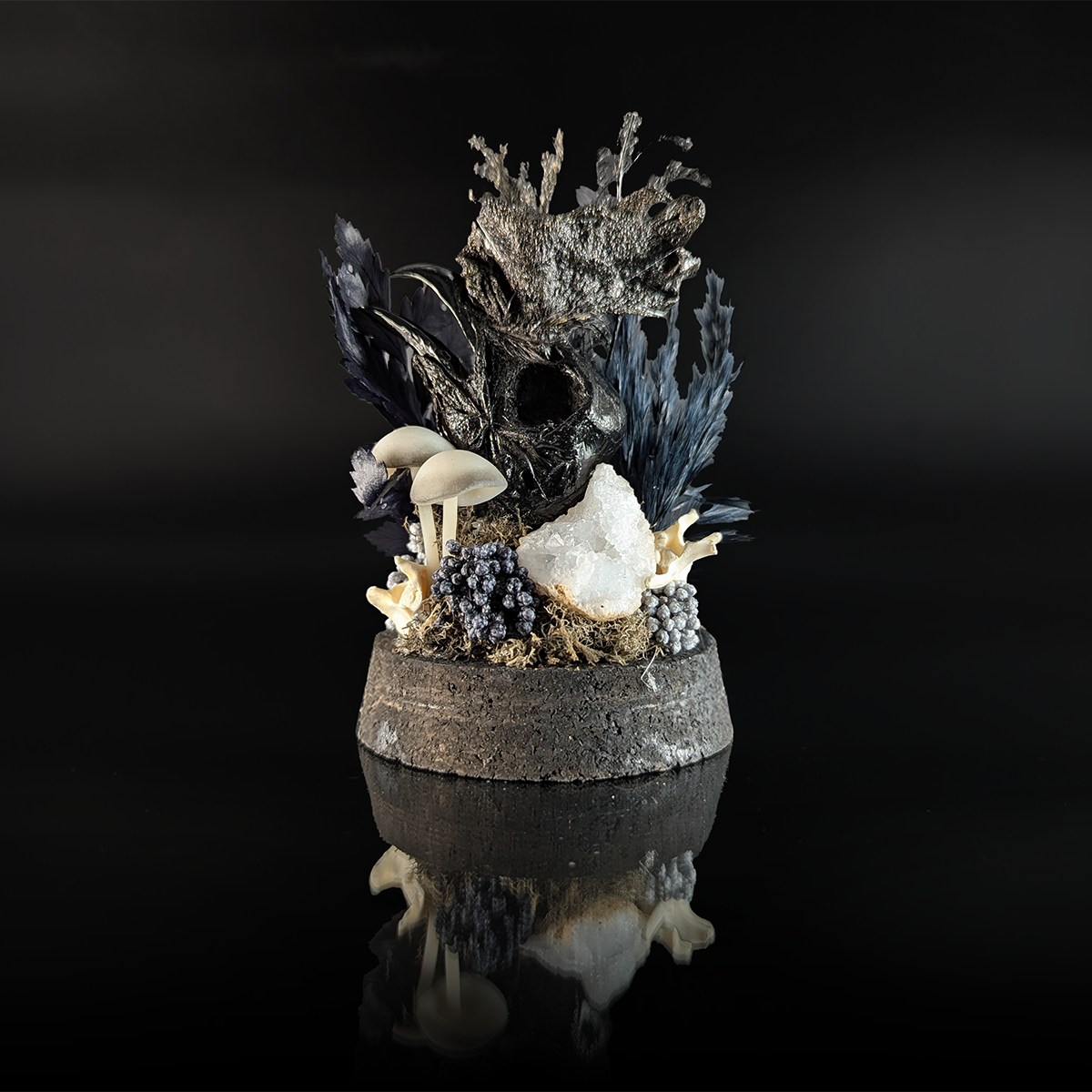 Rooster Head in Black