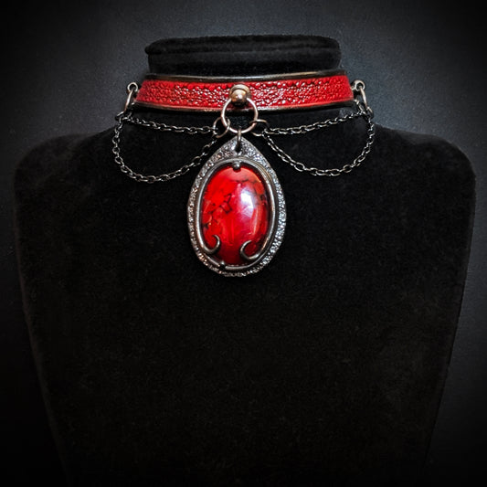 Red and Black Dragon's Vein Agate Choker