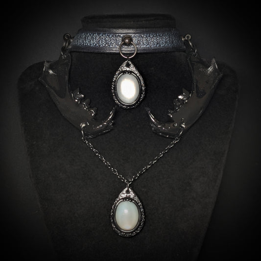 Bobcat Jaw Choker With Moonstone