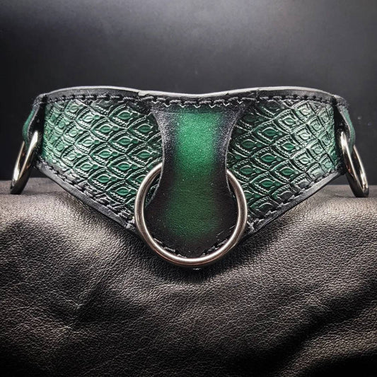 Green dragonscale leather collar. V shape